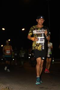 BIB: 100, 42026
                            <button type="button" onclick="openModal(9103798)" class="btn btn-primary btn-sm float-right btn-popup" data-toggle="modal" data-target=".modal-high-quality">
                        <i class="fas fa-shopping-cart"></i> Add to Cart
                    </button>
                                            <button type="button" onclick="isThisMe(9103798, true)" class="btn btn-success btn-sm float-right btn-popup btn-isme hidden" data-toggle="tooltip" data-placement="bottom" title="นี่คือรูปของคุณใช่ไหม คลิกที่นี่เพื่อเอาเข้าอัลบั้ม">
                        <i class="fas fa-plus"></i> Add to album
                    </button>
                    <button type="button" onclick="isThisMe(9103798, false)" class="btn btn-warning btn-sm float-right btn-popup btn-isnotme hidden">
                        <i class="fas fa-ban"></i> Remove from album
                    </button>